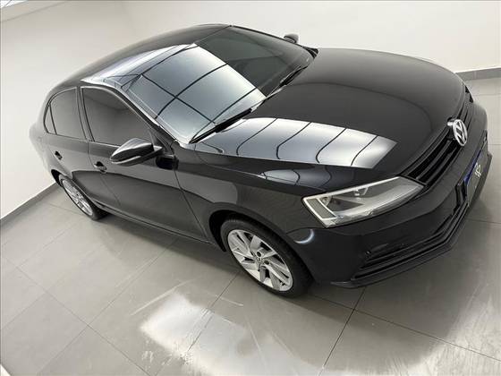 VOLKSWAGEN JETTA 1.4 16V TSI TRENDLINE GASOLINA 4P TIPTRONIC VOLKSWAGEN JETTA 1.4 16V TSI TRENDLINE GASOLINA 4P TIPTRONIC